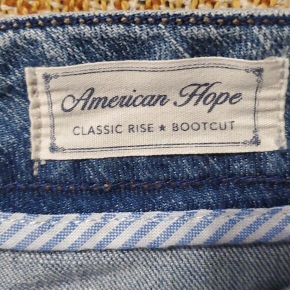 Tommy Hilfiger Womens Blue Bootcut Jeans Size 10 and sport tee shirt - Picture 7 of 12